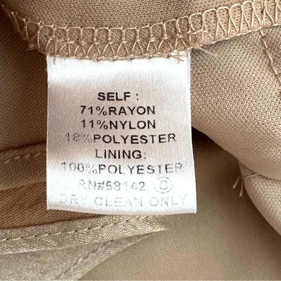 London Times Dress Champagne Shimmer Sleeveless Tiered Cocktail Dress Size 8 - Picture 10 of 11